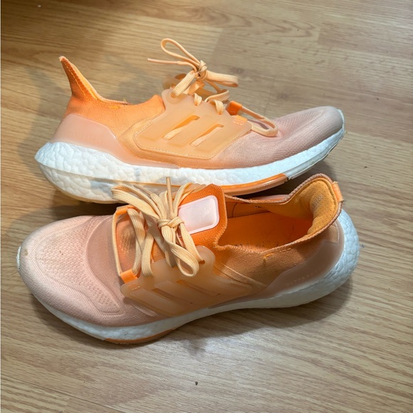 Orange ombré running shoes - Picture 3 of 5
